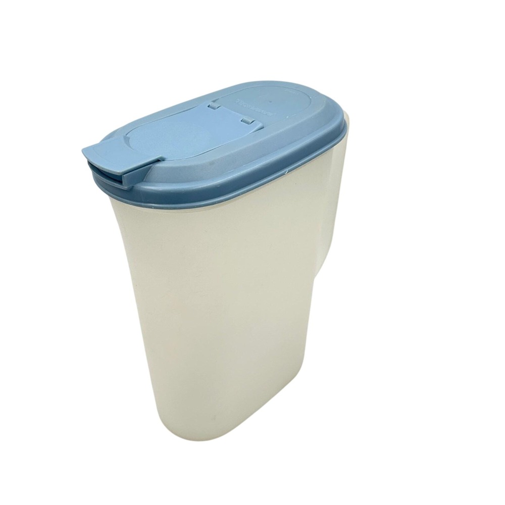 Vintage Tupperware Pitcher 2 Quart 64oz Slim Flip Lid Top Durable Storage Blue